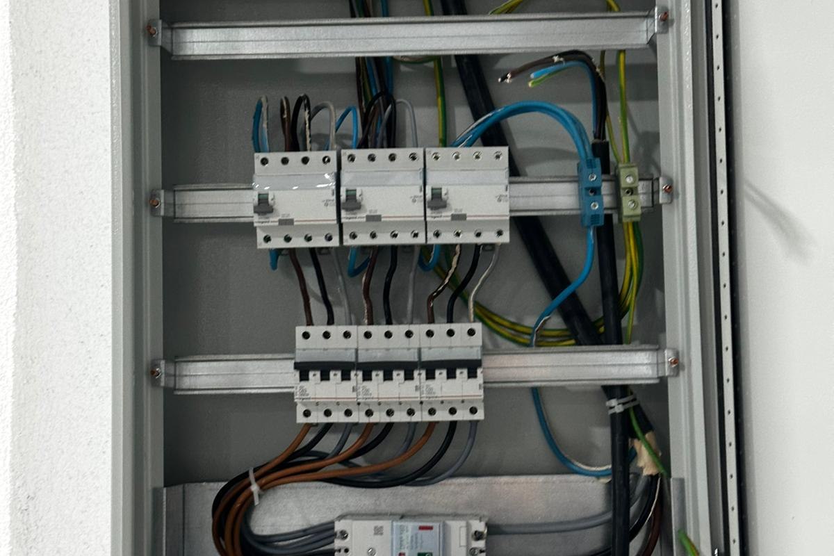 Elektrik pano montajı ve pano düzenleme örnek proje fotoğrafı