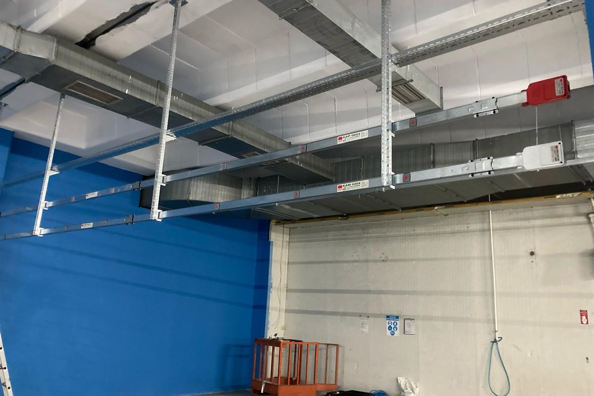 Endüstriyel kablo kanalı ve elektrik tava sistemi uygulaması